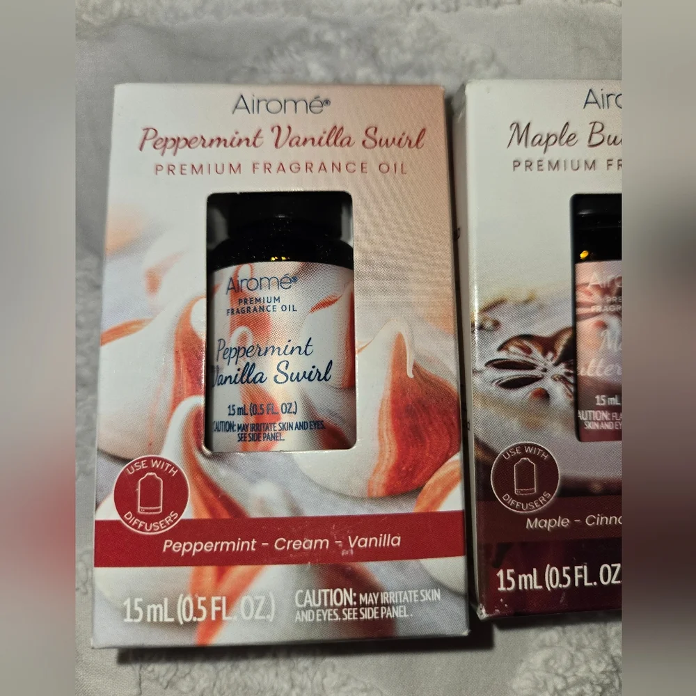 Fragrance Oil Set - Peppermint Vanilla Swirl & Maple Buttered Rum - Picture 3 of 8